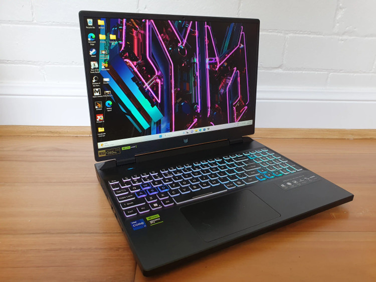 لپ تاپ گیمینگ ایسر پردیتور هلیوس نیو 16 LATOP GAMING ACER PREDITOR HELIOS NEW 16
