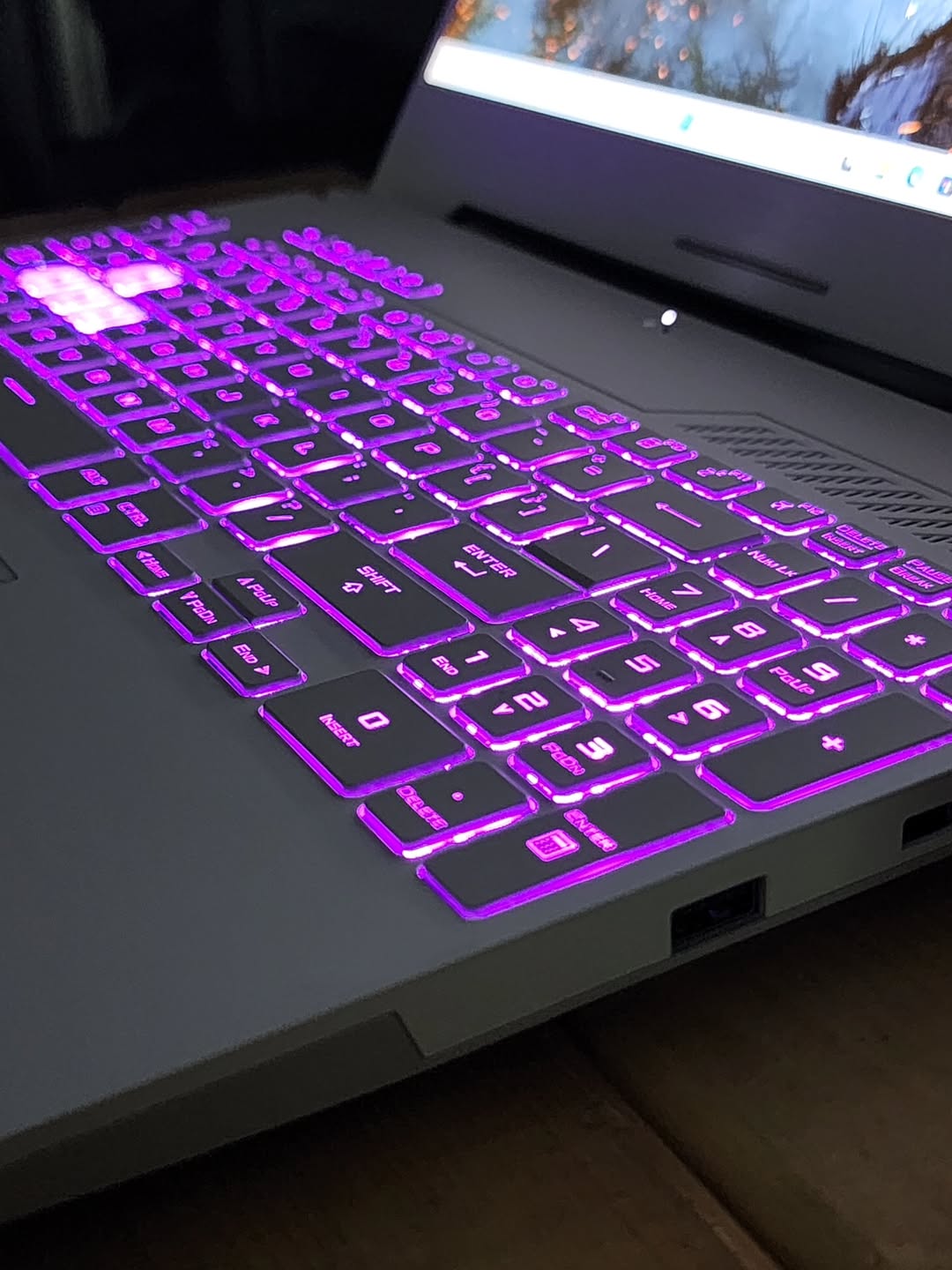 لپ تاپ گیمینگ ایسوس تاف اف 15 i7-13620h / ram 16g ddr4 / hard 512g ssd / vga 6g rtx 4050 / 15.6 fhd 144hz laptop gaming asus tuf f15 i7-13620h / ram 16g ddr4 / hard 512g ssd / vga 6g rtx 4050 / 15.6 fhd 144hz