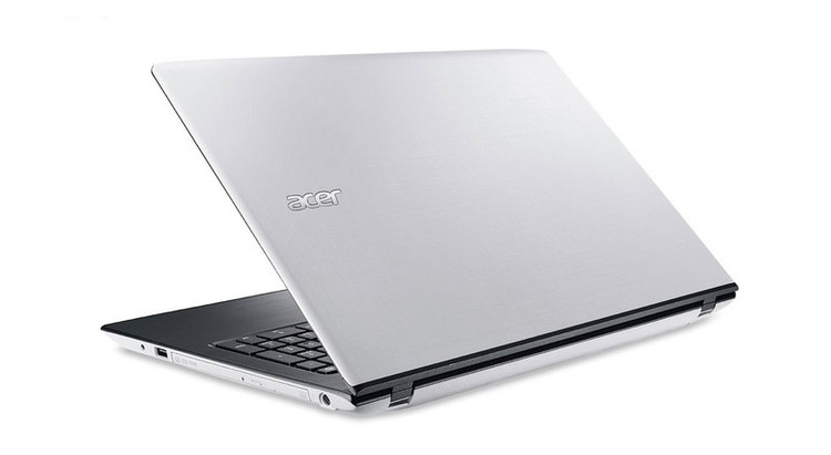 لپ تاپ ایسر اسپیر acer aspire e5-575 / cpu:i7--7500u / ram:8gb / hard:1tb hdd / vga:2gb 940mx / led:15.6fhd
